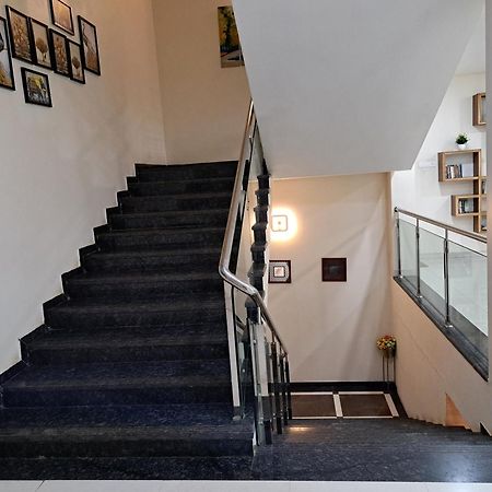 Onella Regency Hotel Панчгани Екстериор снимка